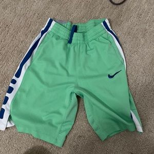 Basketball shorts